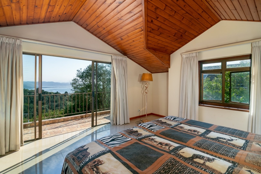6 Bedroom Property for Sale in Pezula Golf Estate Western Cape